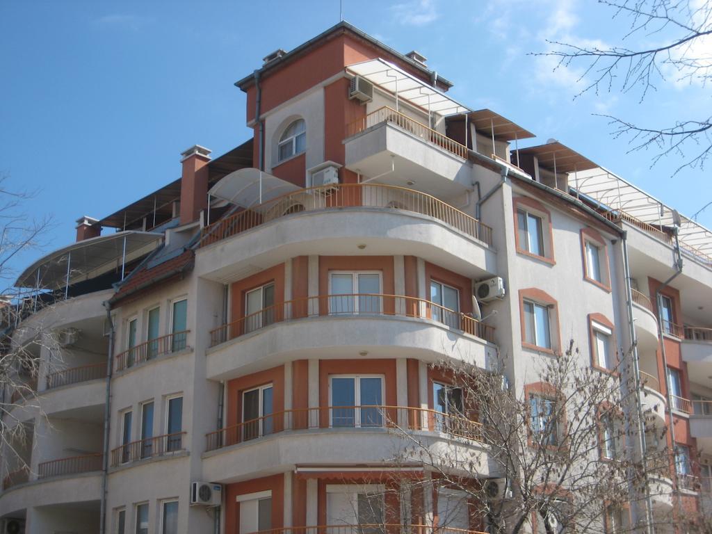 Tashevi Apartments بوموري المظهر الخارجي الصورة