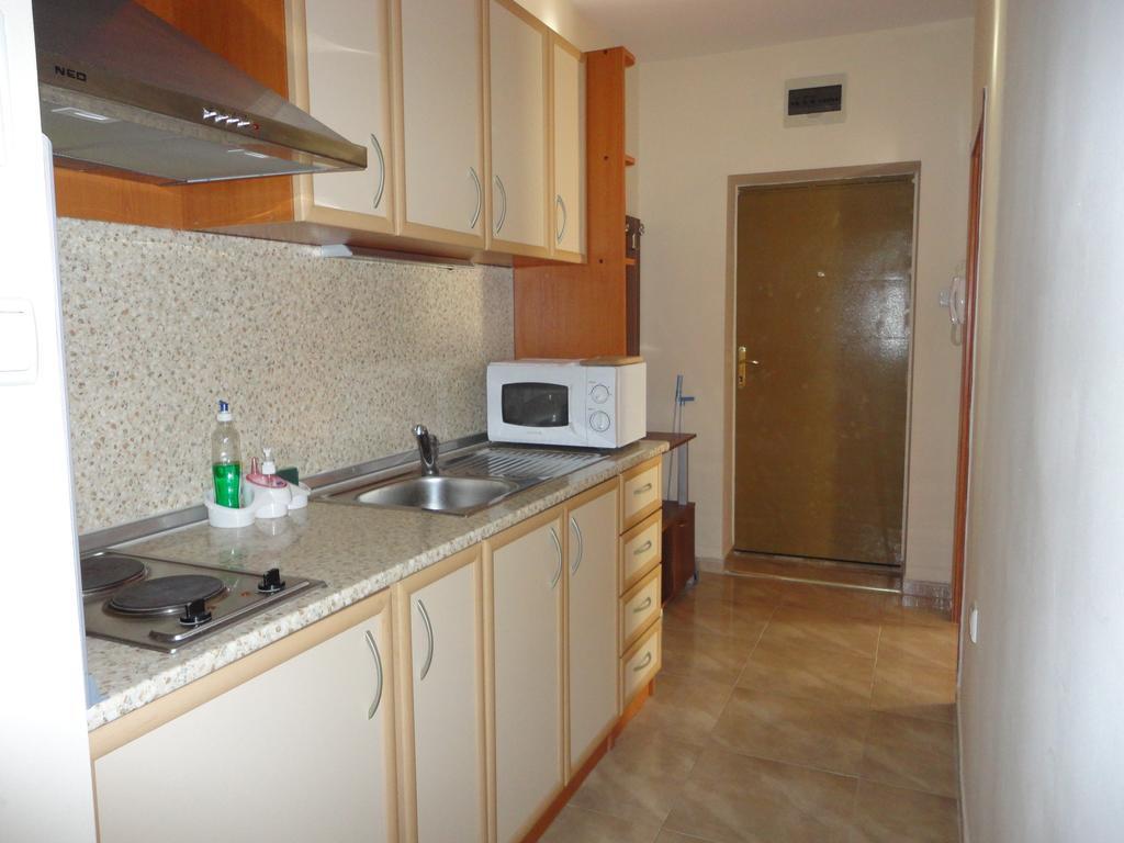 Tashevi Apartments بوموري المظهر الخارجي الصورة