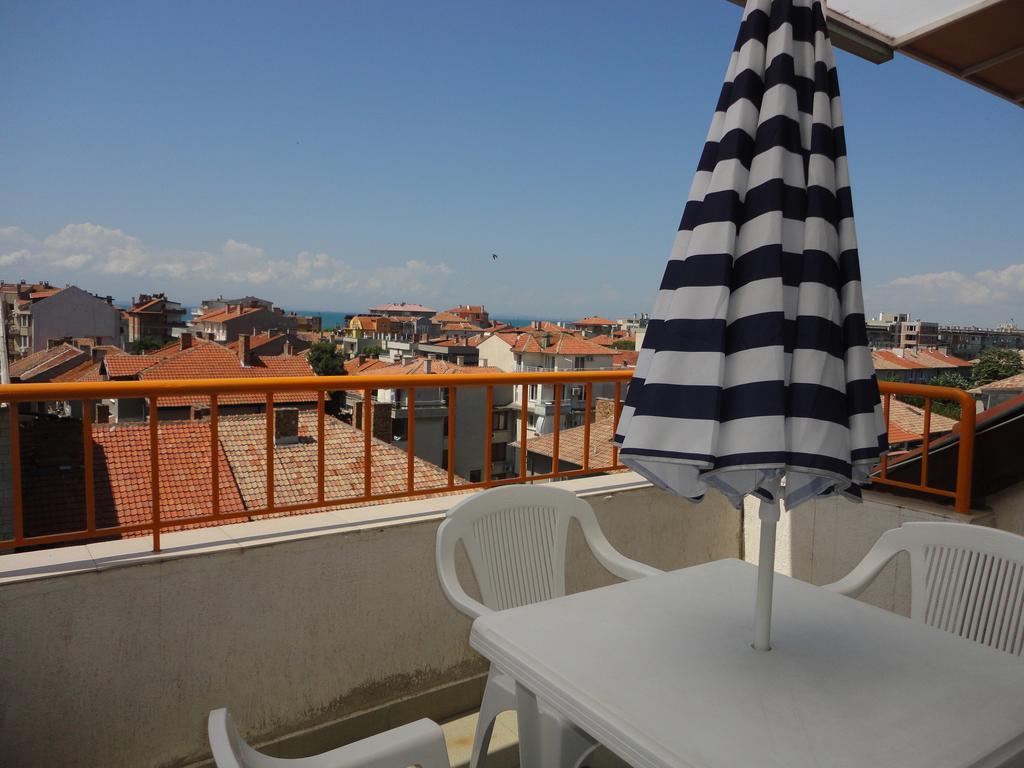 Tashevi Apartments بوموري المظهر الخارجي الصورة