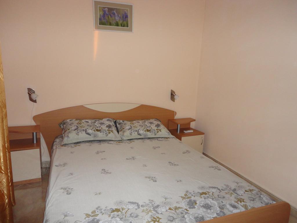 Tashevi Apartments بوموري المظهر الخارجي الصورة