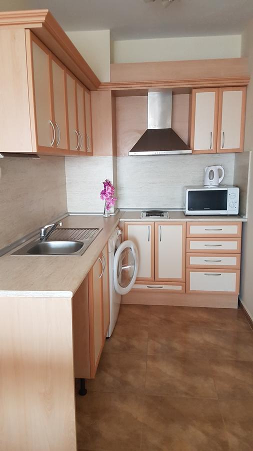 Tashevi Apartments بوموري المظهر الخارجي الصورة